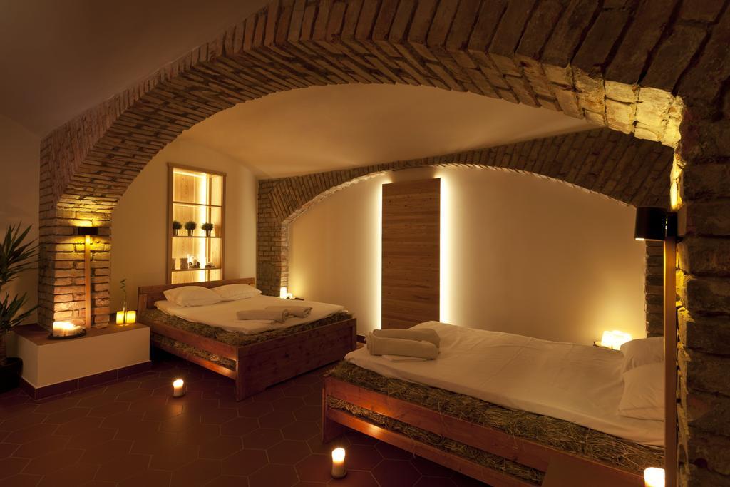 Hotel Pod Zelenym Dubem Bohumin Luaran gambar